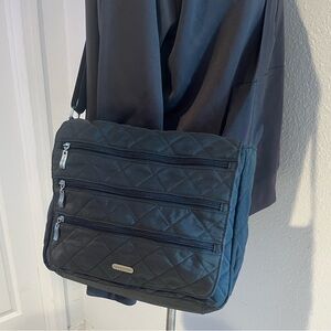 Baggallini Quilted Black Crossbody Bag